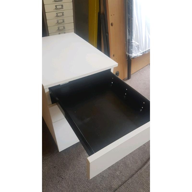 White Wood Effect 3 Drawer Office under desk Pedestal