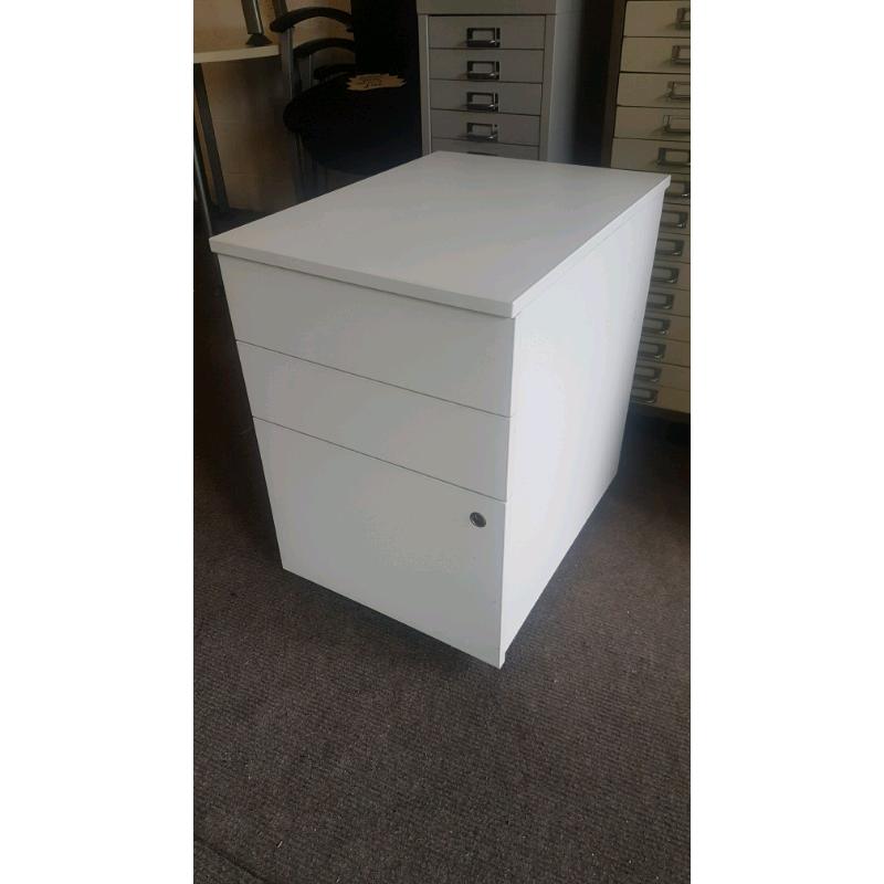 White Wood Effect 3 Drawer Office under desk Pedestal