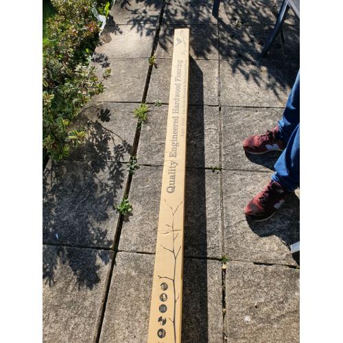 1 x pack plus off cuts OAK LAMINATE FLOORING