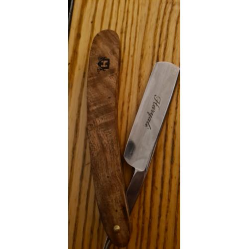 Straight razor unused with brush and strop