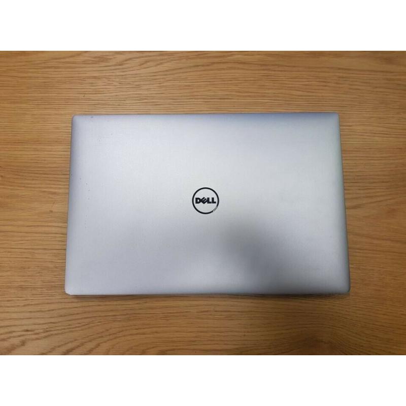 DELL XPS 15 9550 15.6" 4K TOUCHSCREEN (1TB, Intel Core i7 6th Gen, 16GB Ram)