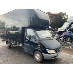 *BREAKING* Mercedes-Benz Sprinter Luton 1995 - 2006 Headlights All Parts Available