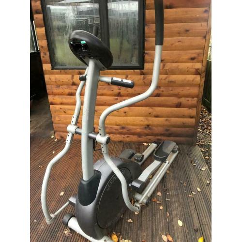 Cross Trainer