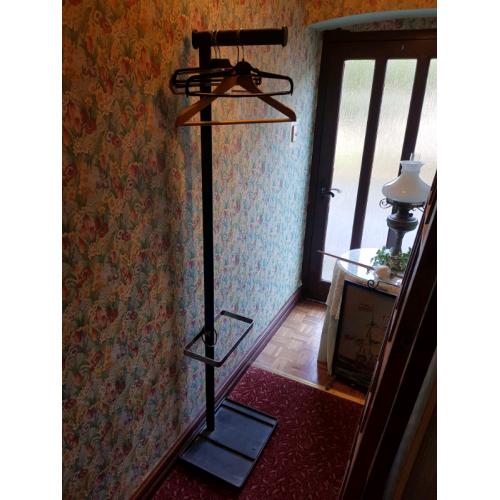 Coat stand