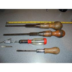 4 vintage screwdrivers