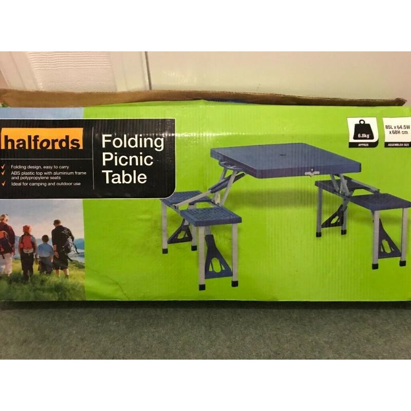 Halfords Folding Picnic Table