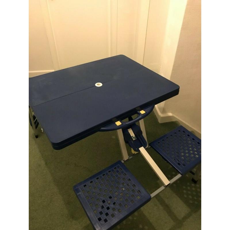 Halfords Folding Picnic Table