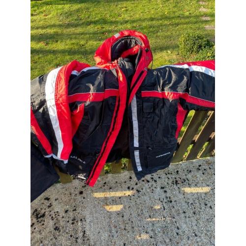 *BOAT OR BEACH FISHING* SUNDRIDGE 2 PIECE FLOATATION SUIT