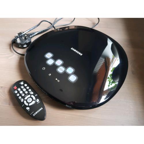 REGION FREE Samsung H1080 Pebble DVD Player